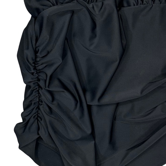 Elegant Black Women's One-Piece Swimsuit - Picture 7 of 9